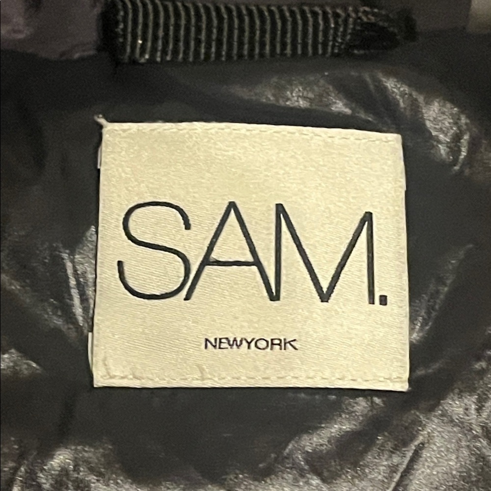SAM. Vest - Picture 3 of 12